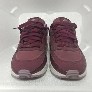 Nike Air Max Faded Purple Sneakers Mens size 8.5